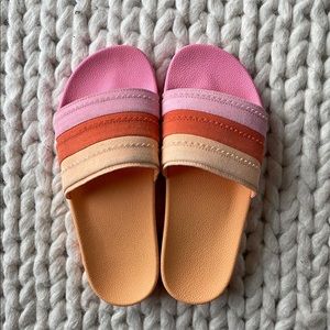 Adidas ADILETTE SLIDES size 8